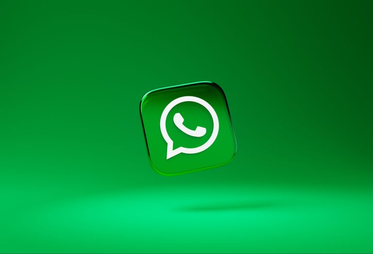 como abordar um cliente pelo whatsapp